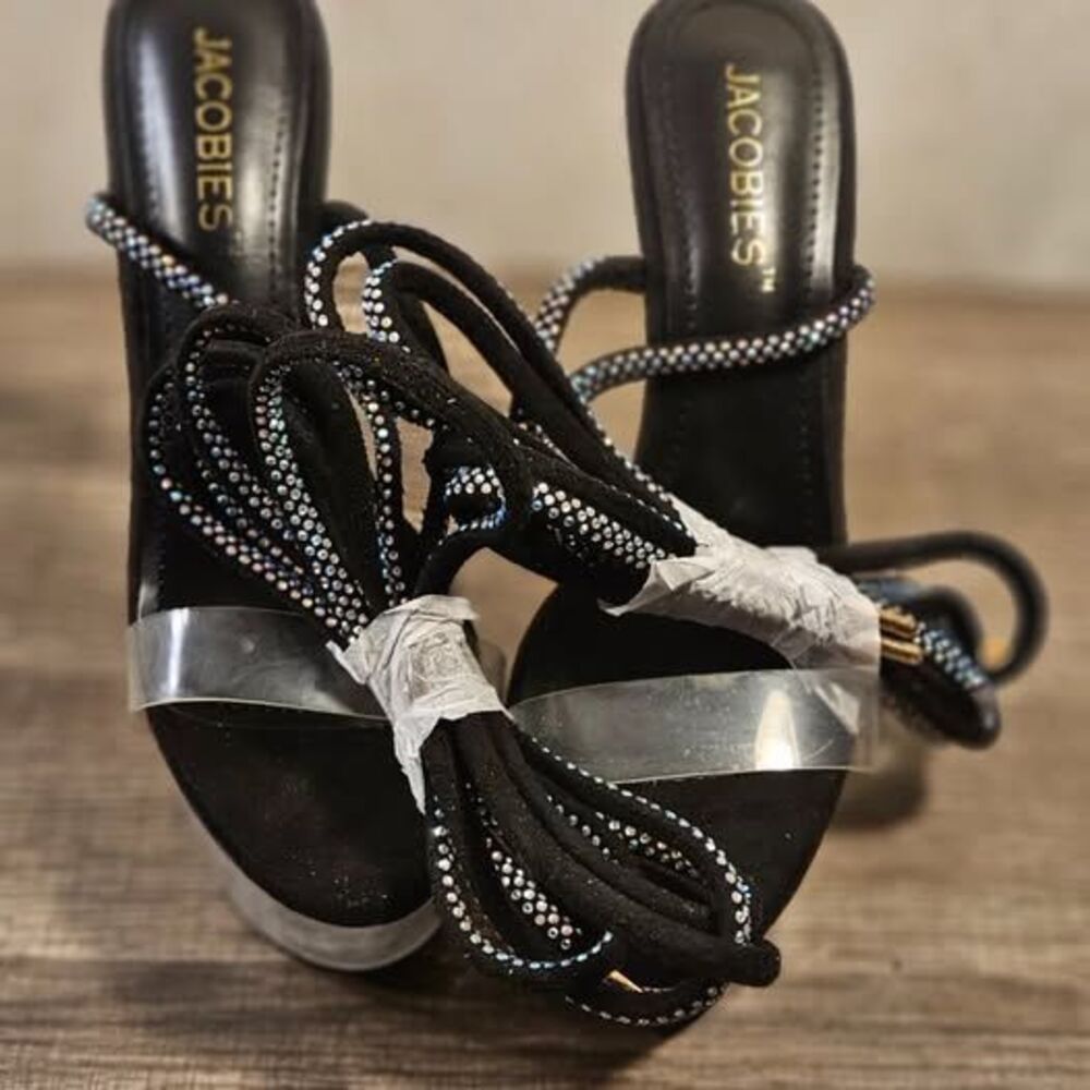 Women's Size 6.5 Jacobies Fashion Nova Heels -- ITEM #3073